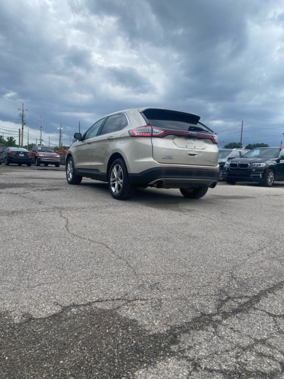 2017 Ford Edge Image 8