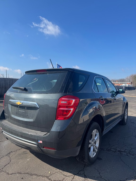 2017 Chevrolet Equinox Image 6
