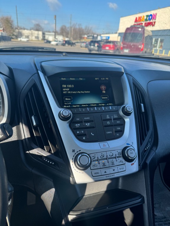 2017 Chevrolet Equinox Image 23