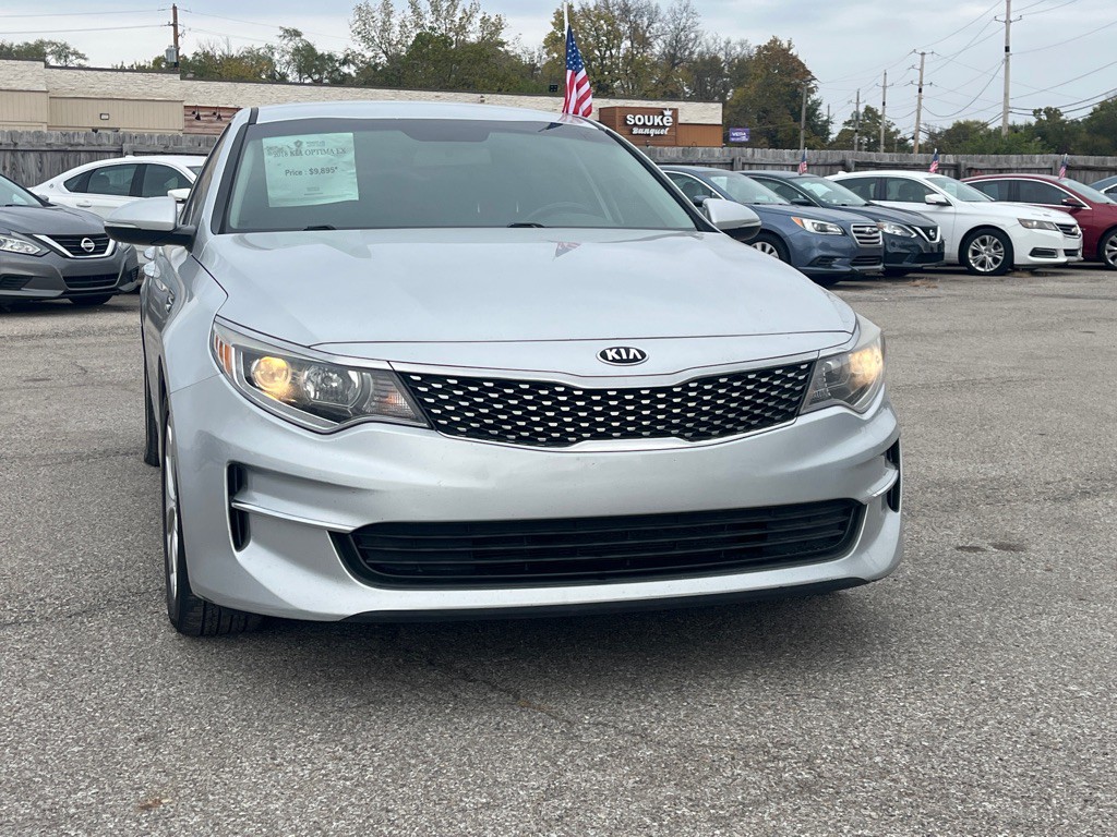 2018 Kia Optima Image 1