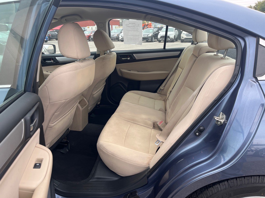 2016 Subaru Legacy Image 6