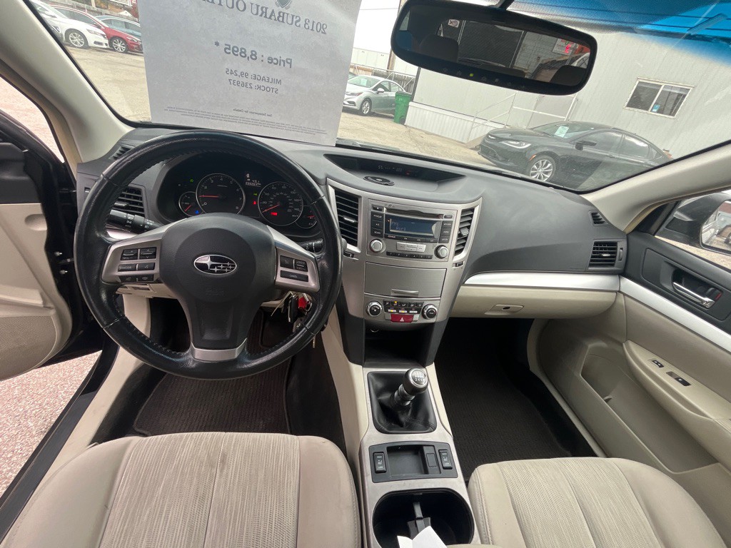 2013 Subaru Outback Image 9