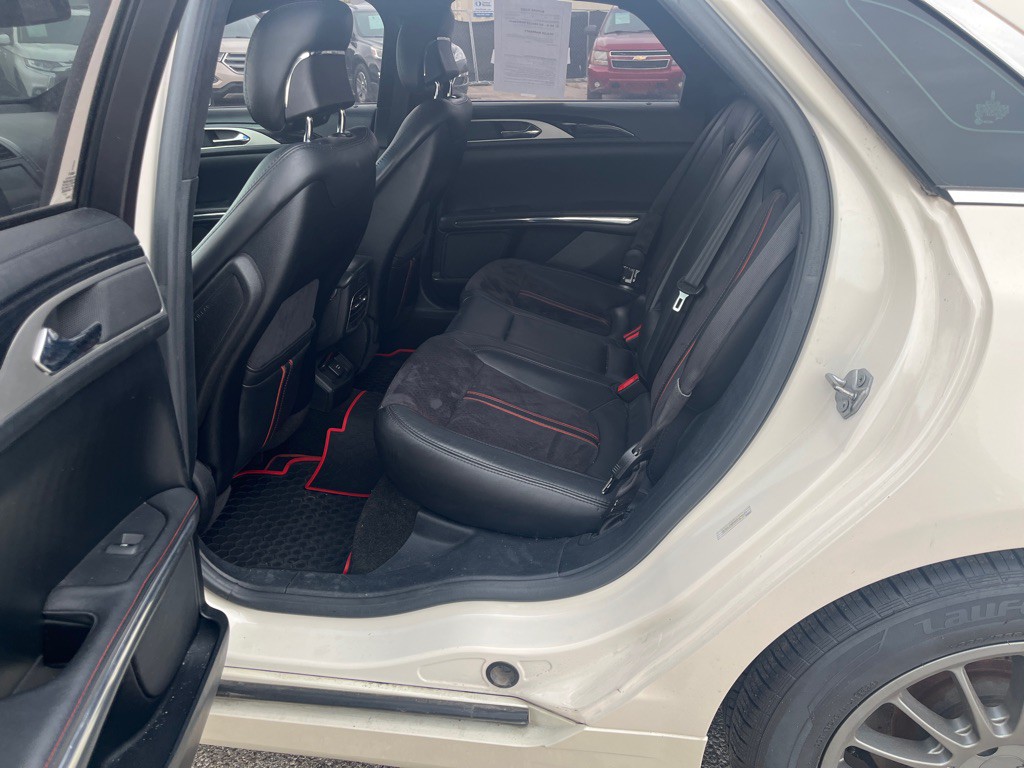 2016 Lincoln MKZ Image 6