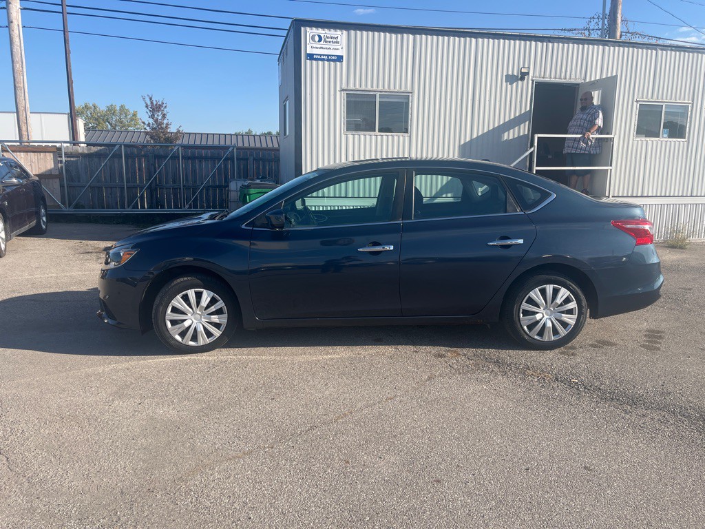 2017 Nissan Sentra Image 3