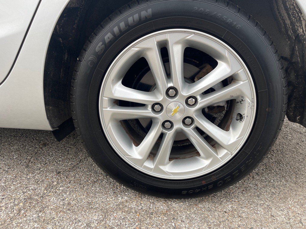 2016 Chevrolet Cruze Image 7