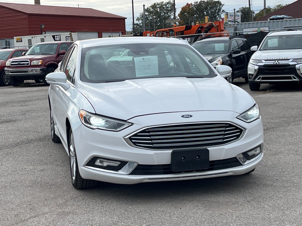 2017 Ford Fusion Image 1