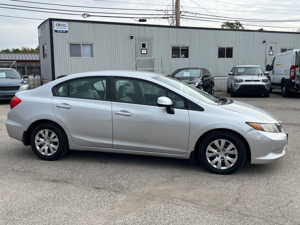2012 Honda Civic Image 2