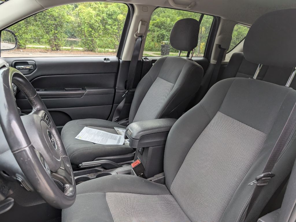 2013 Jeep Compass Image 12