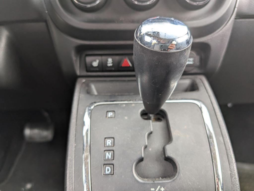 2013 Jeep Compass Image 18