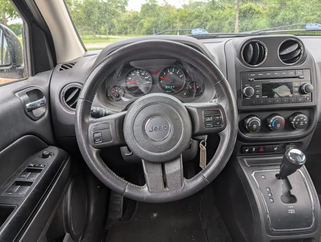2013 Jeep Compass Image 19