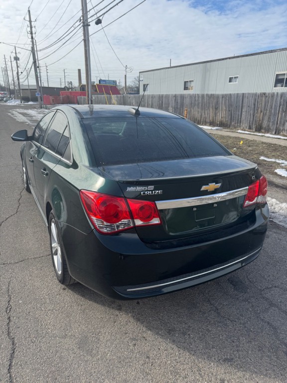 2015 Chevrolet Cruze Image 4