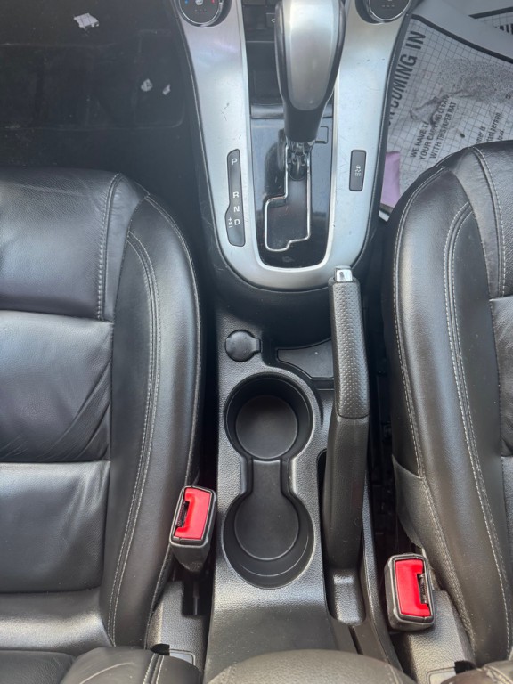 2015 Chevrolet Cruze Image 12