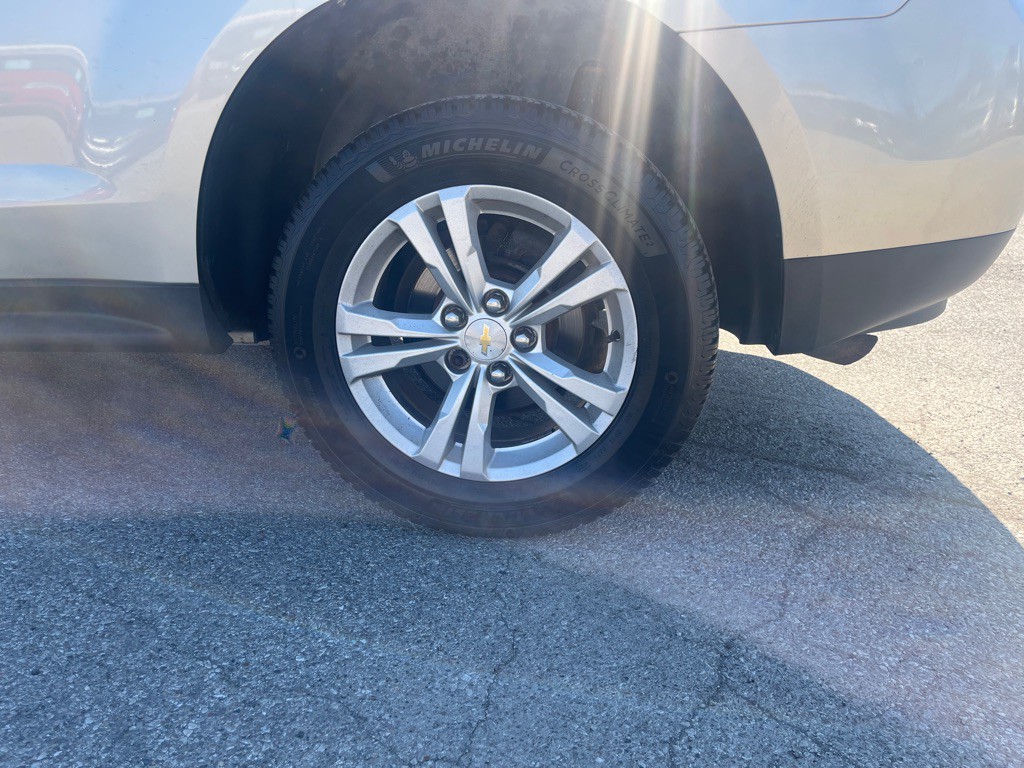 2015 Chevrolet Equinox Image 8