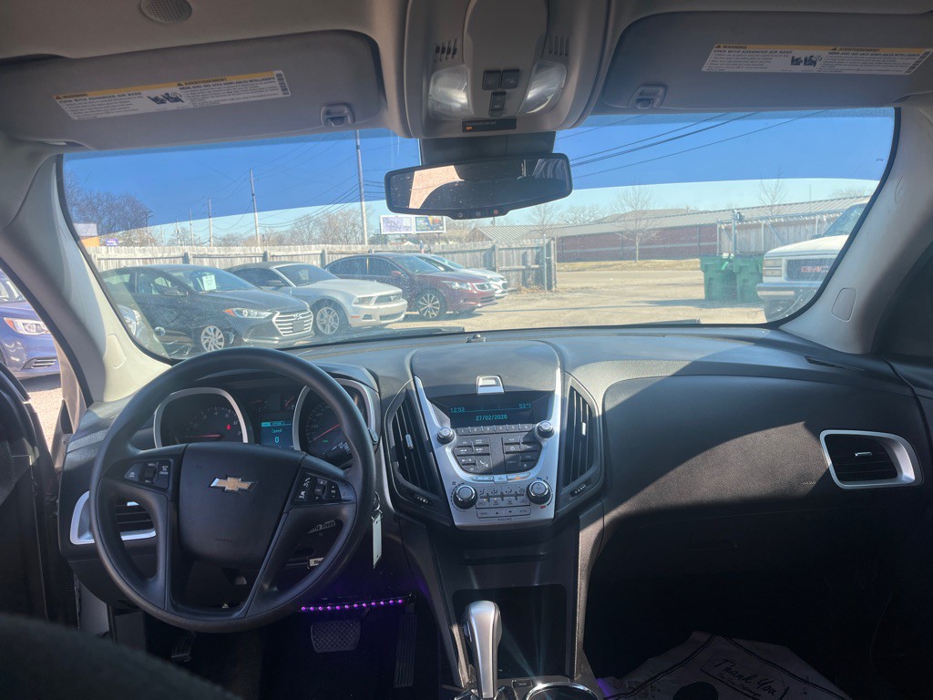 2015 Chevrolet Equinox Image 11