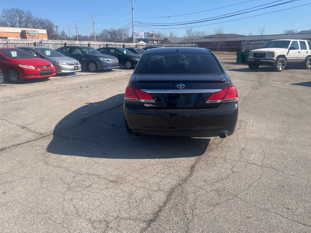 2011 Toyota Avalon Image 5