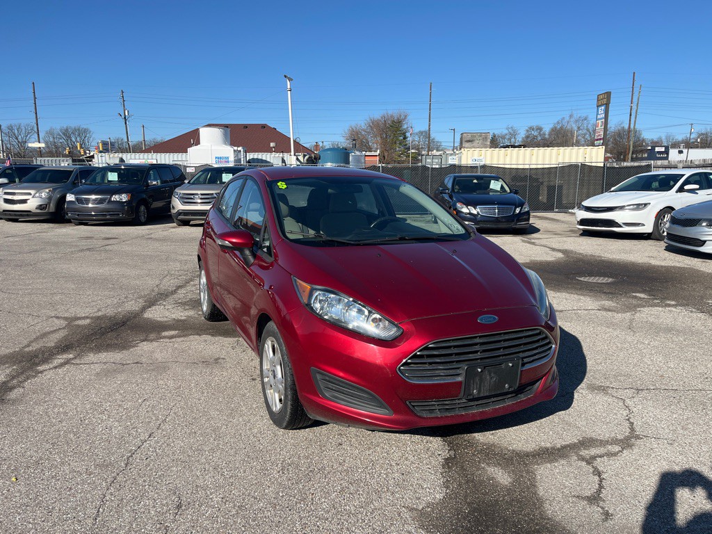 2014 Ford Fiesta Image 1