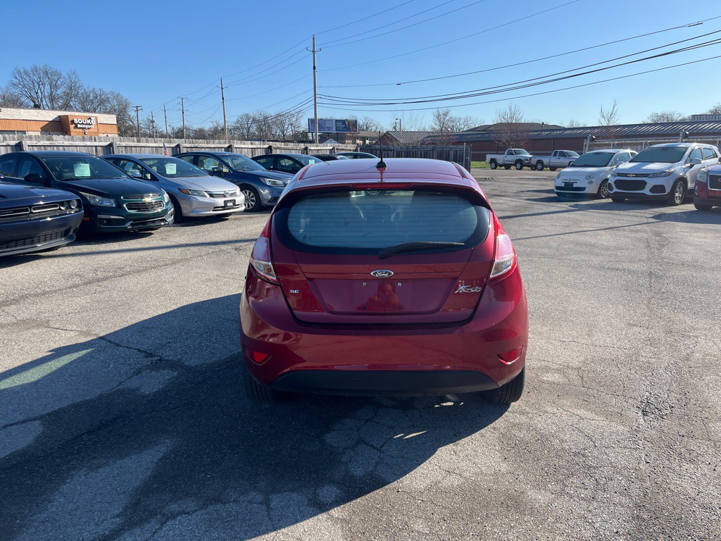 2014 Ford Fiesta Image 5