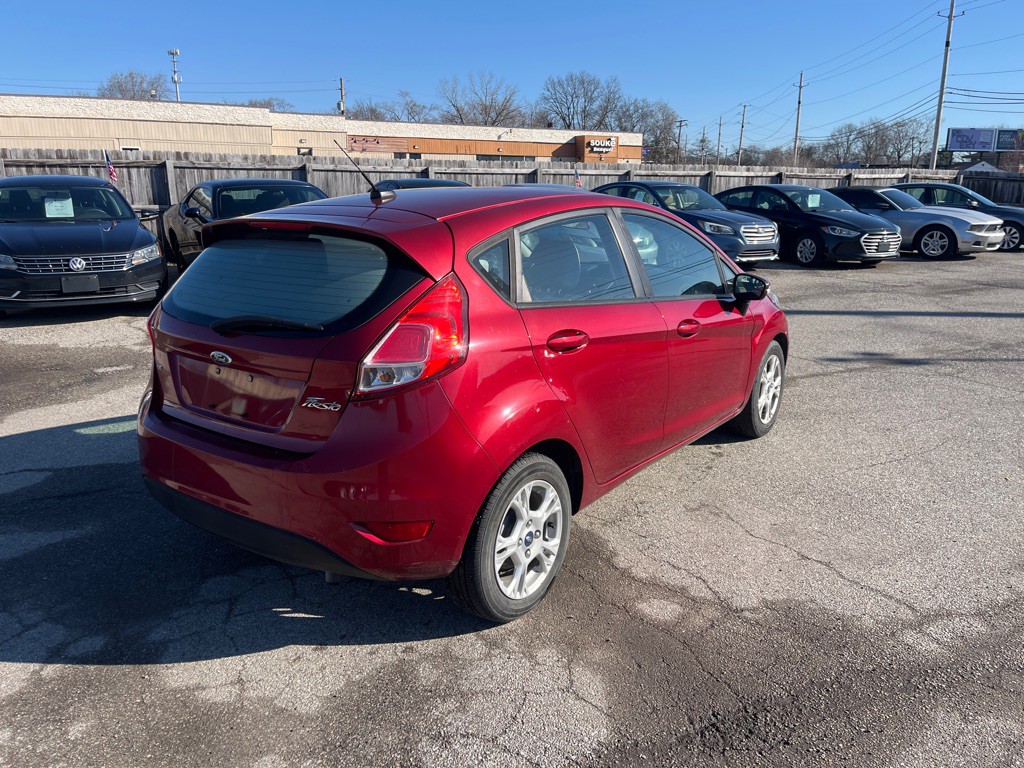 2014 Ford Fiesta Image 6