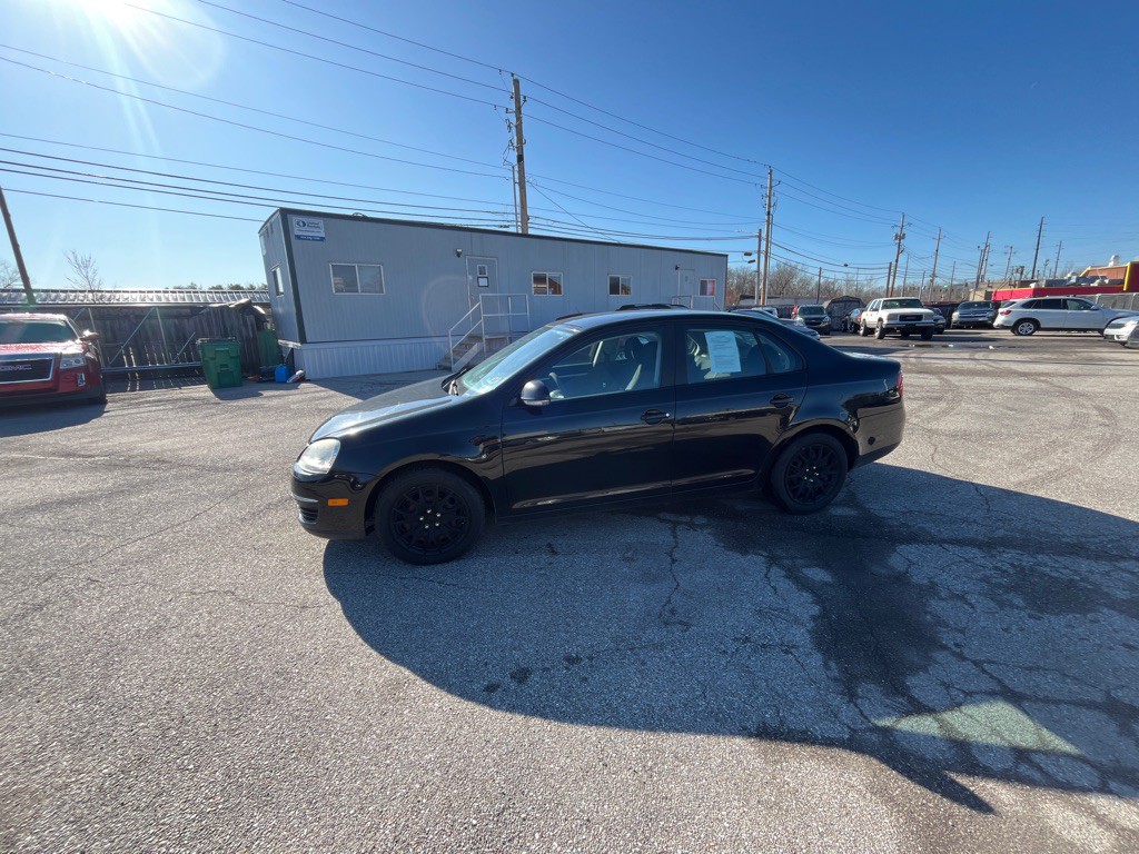 2010 Volkswagen Jetta Image 3