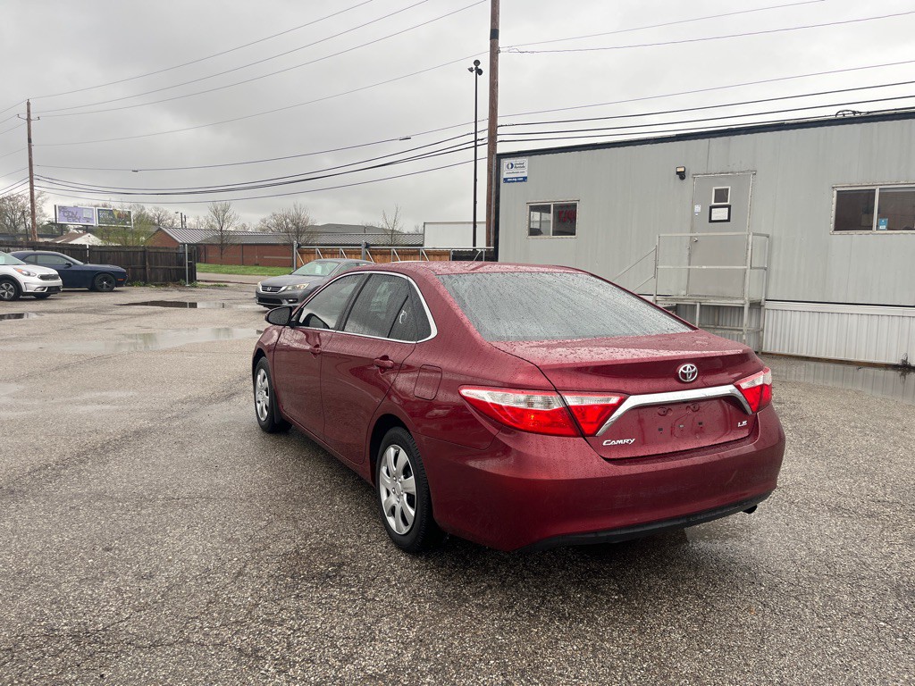 2015 Toyota Camry Image 5