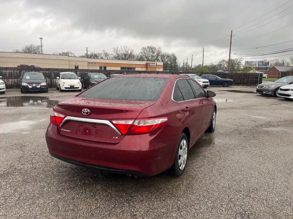 2015 Toyota Camry Image 7
