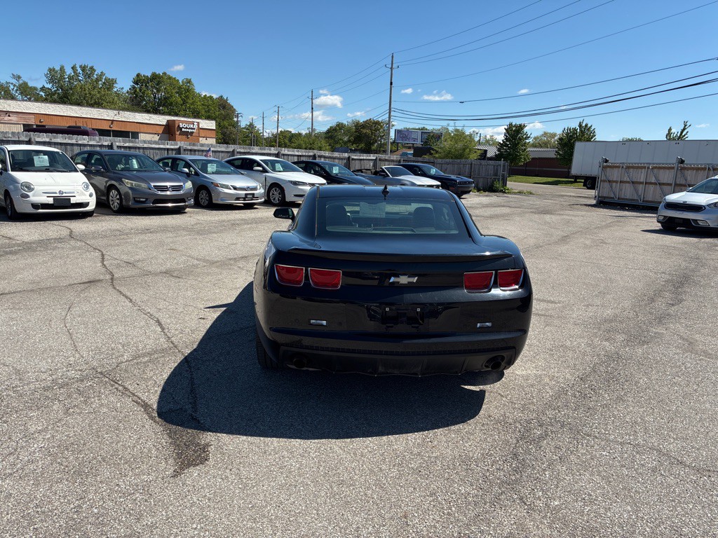 2011 Chevrolet Camaro Image 6