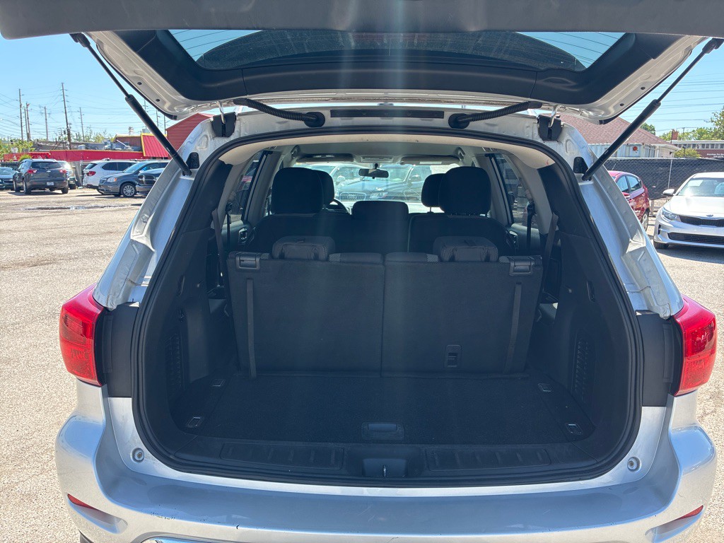 2018 Nissan Pathfinder Image 7