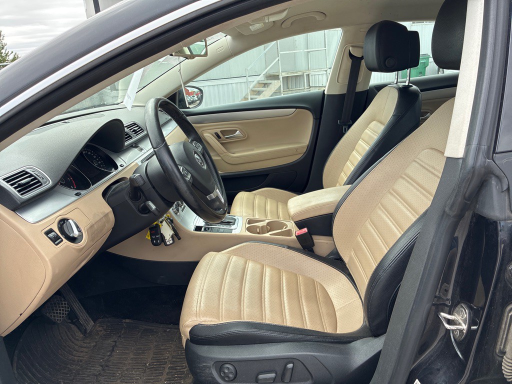 2013 Volkswagen CC Image 10