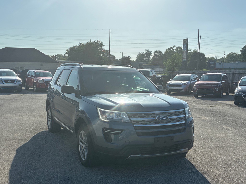 2018 Ford Explorer Image 1