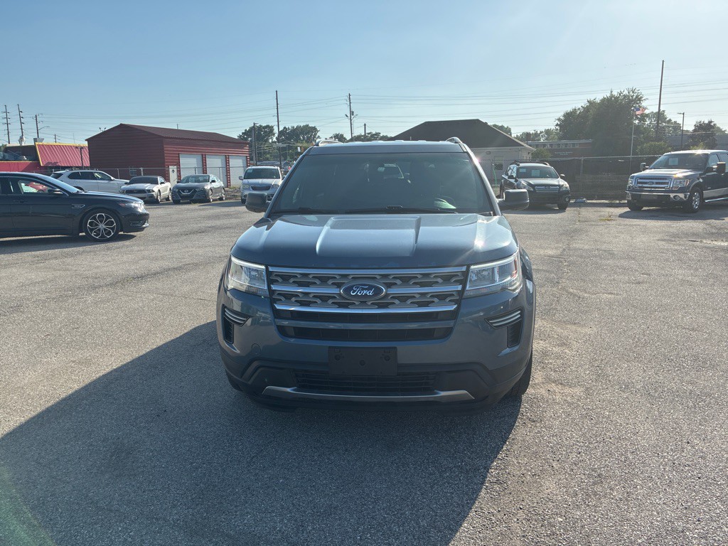 2018 Ford Explorer Image 2