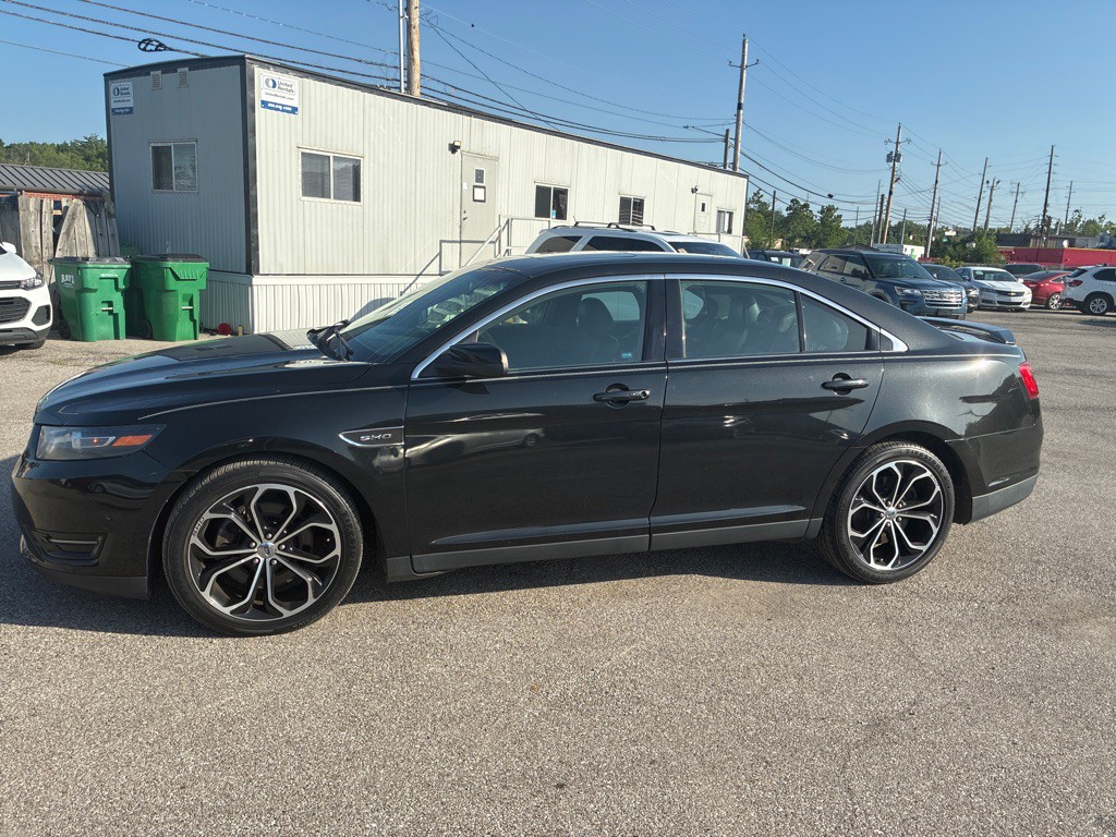 2013 Ford Taurus Image 4