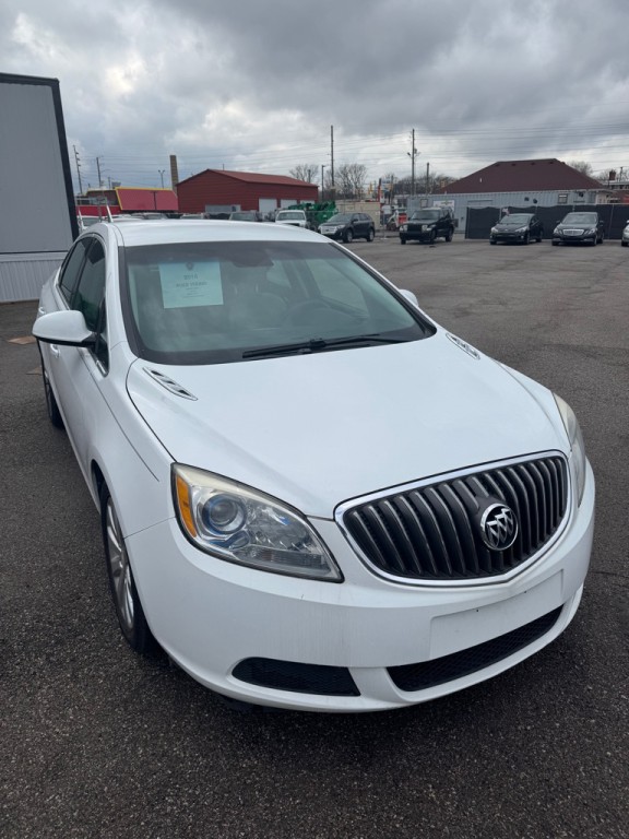 2016 Buick Verano Image 2