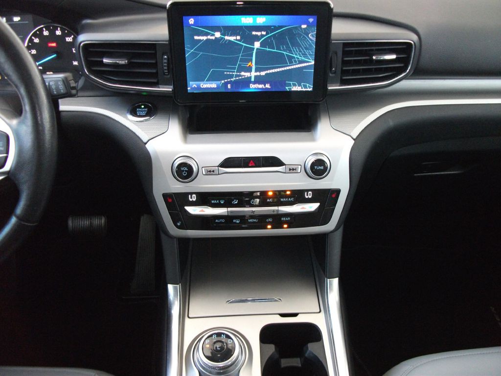 2021 Ford Explorer Image 26