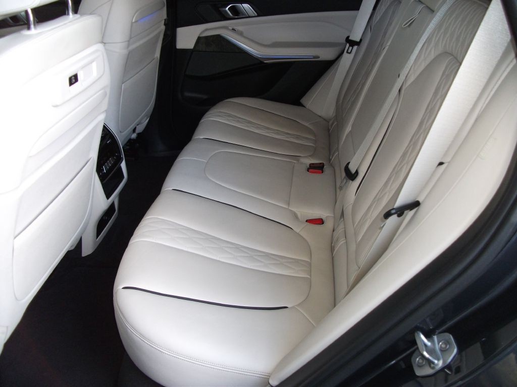 2019 BMW X5 Image 14