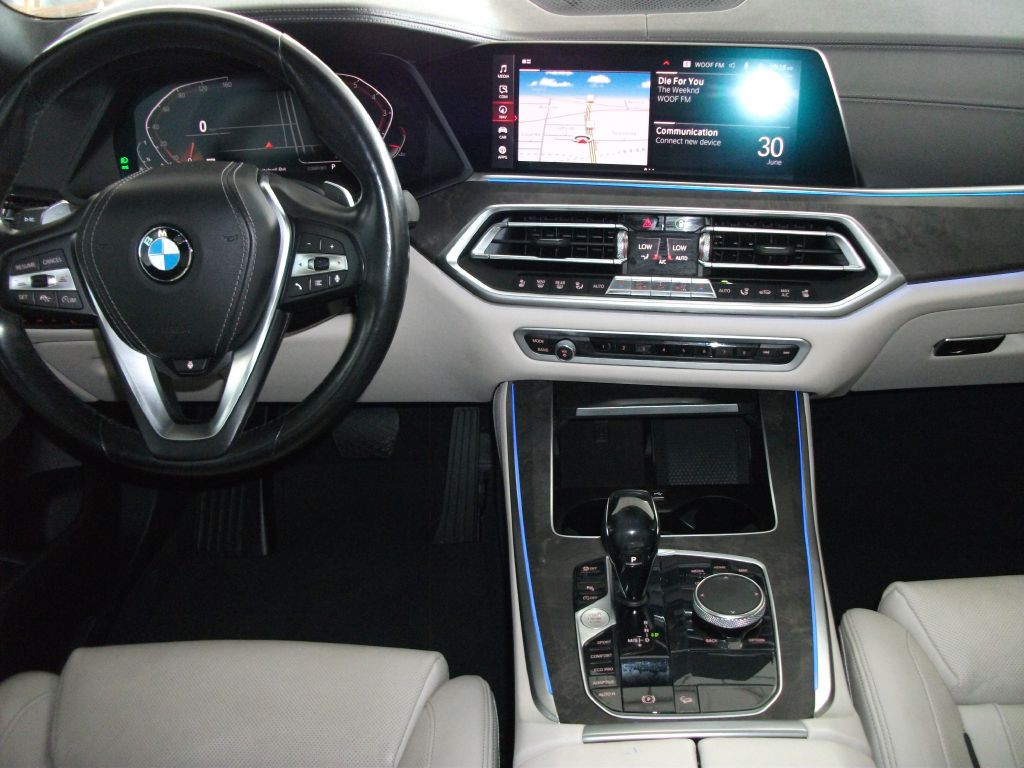2019 BMW X5 Image 17