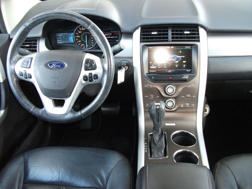 2014 Ford Edge Image 18