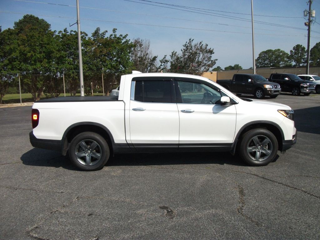 2022 Honda Ridgeline Image 2