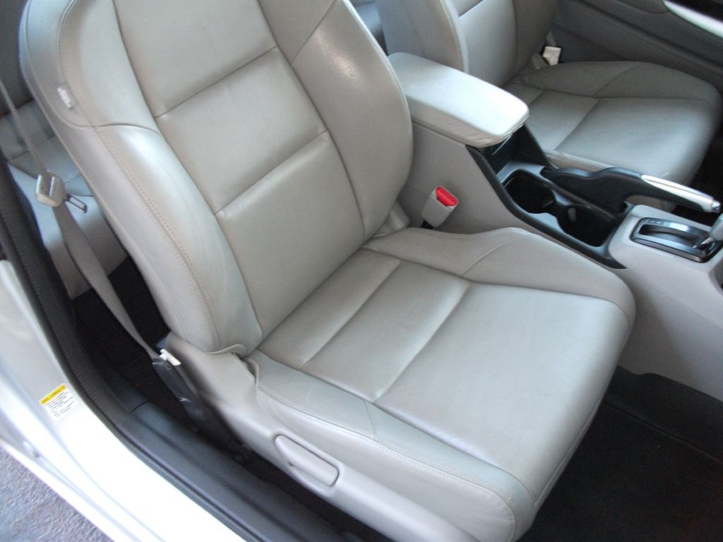 2012 Honda Civic Image 12