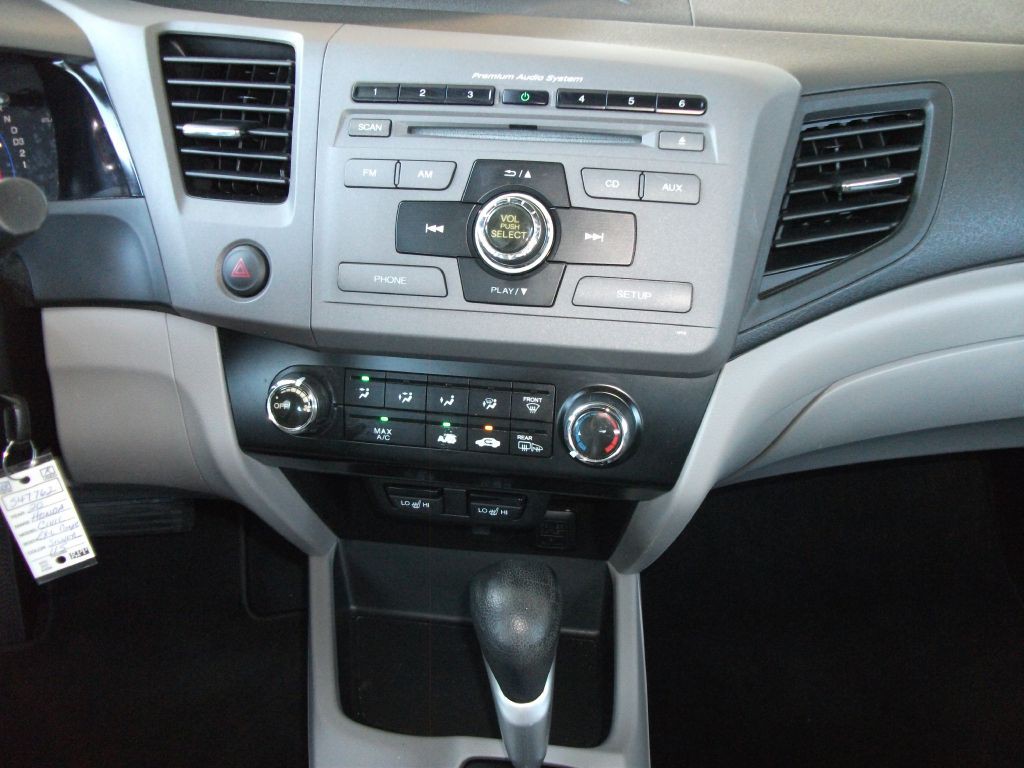 2012 Honda Civic Image 20