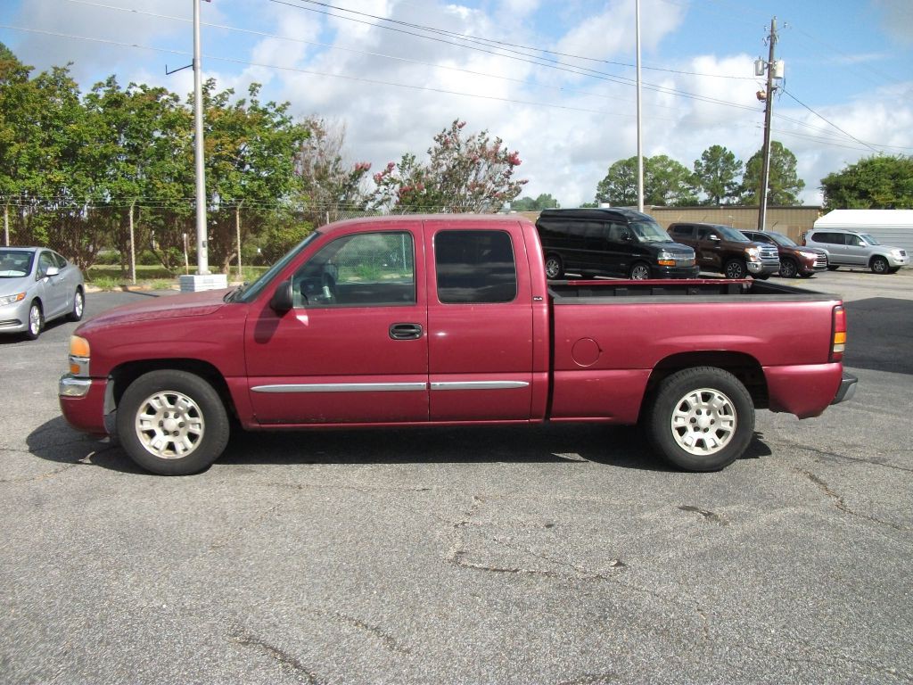 2005 GMC Sierra Image 5