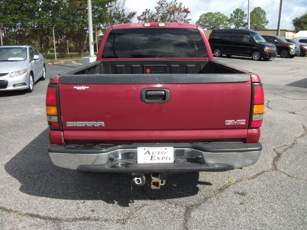 2005 GMC Sierra Image 8