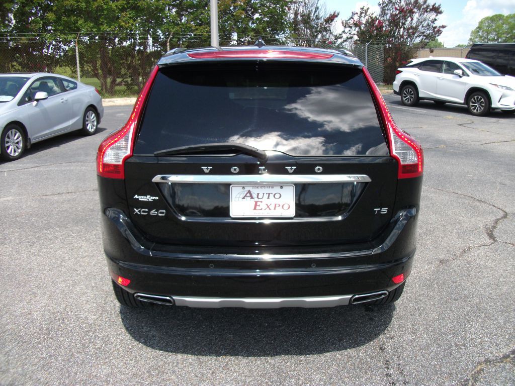 2016 Volvo XC60 Image 8