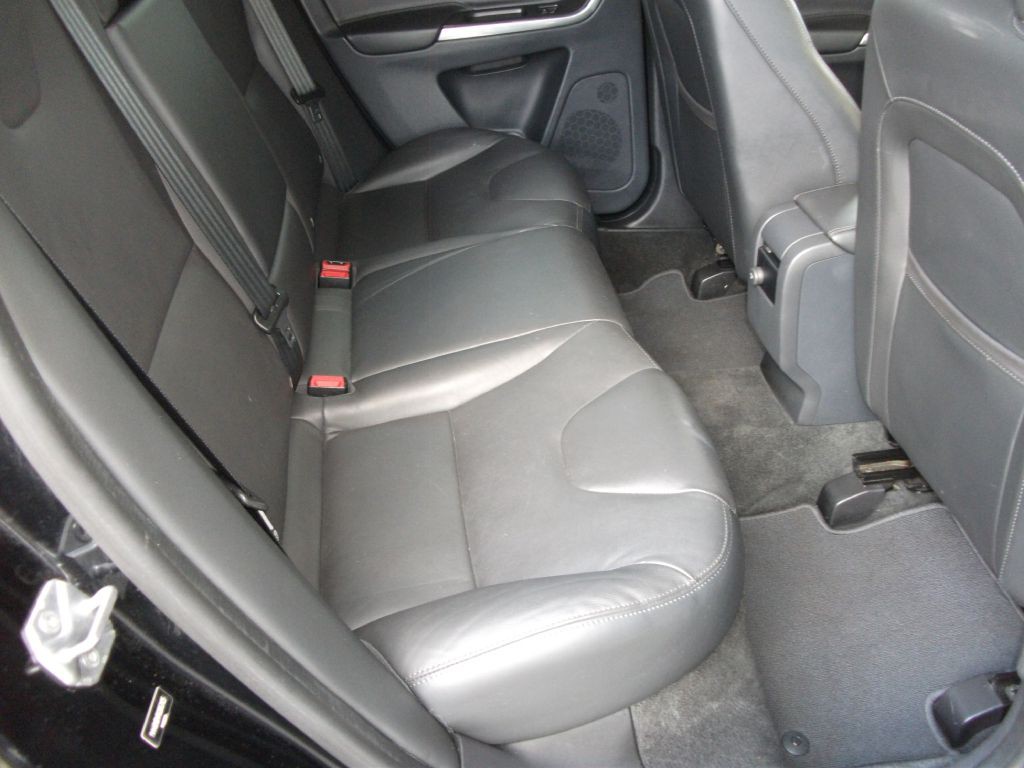 2016 Volvo XC60 Image 15