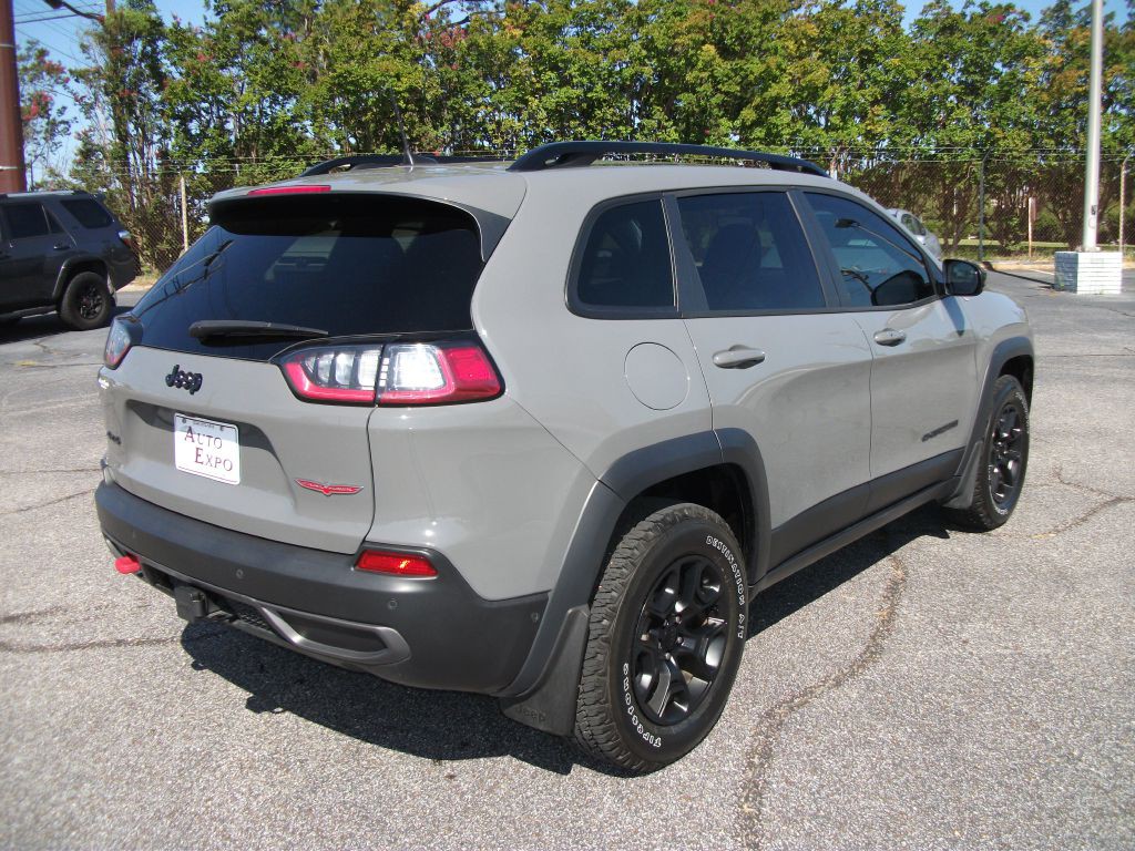 2023 Jeep Cherokee Image 3