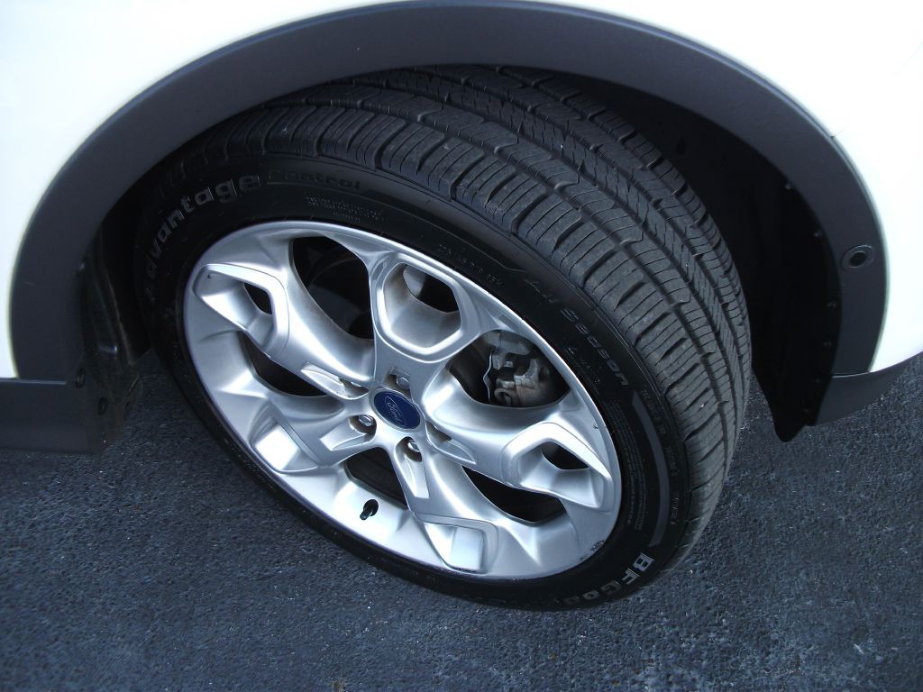 2016 Ford Escape Image 9