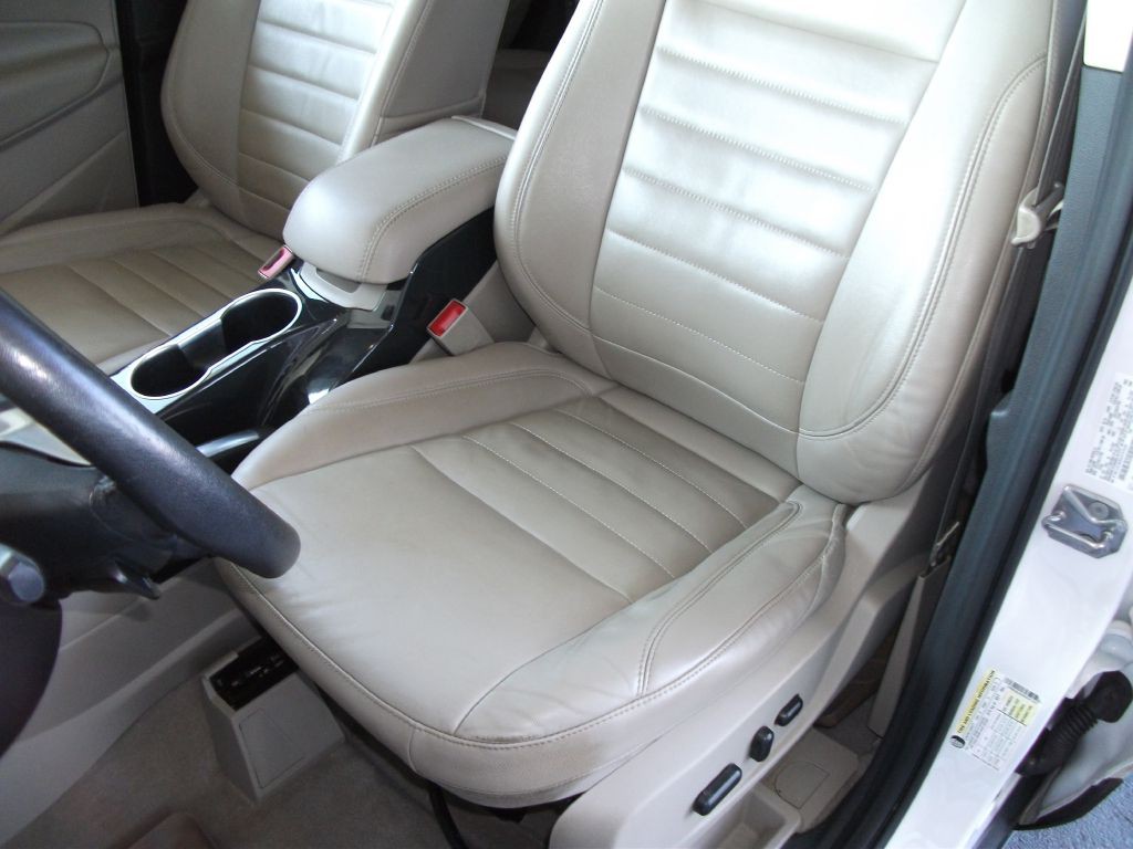 2016 Ford Escape Image 11