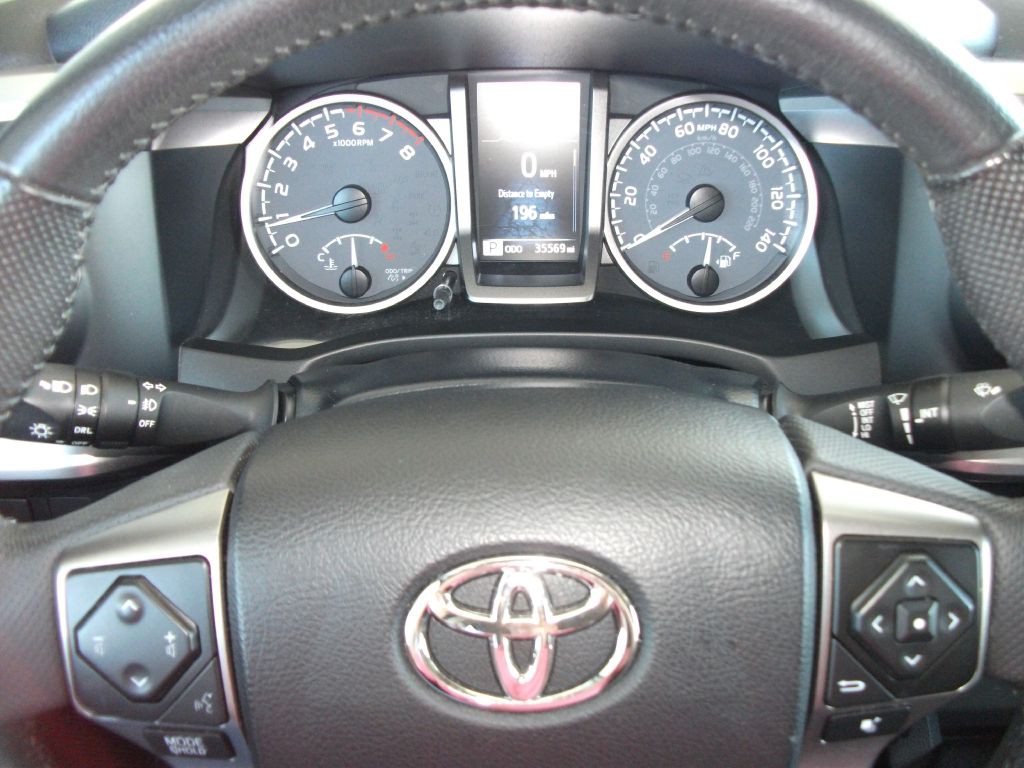 2022 Toyota Tacoma Image 16