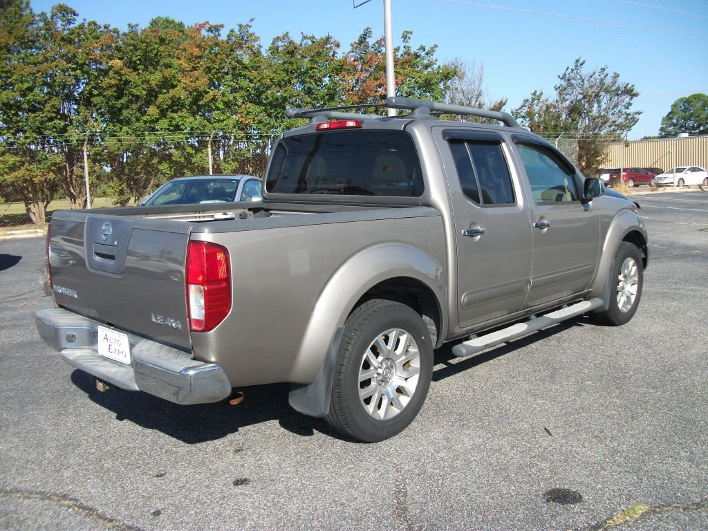 2009 Nissan Frontier Image 3