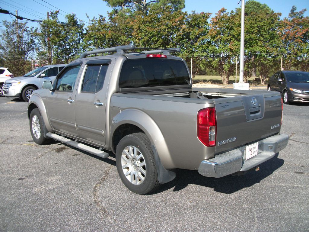 2009 Nissan Frontier Image 6