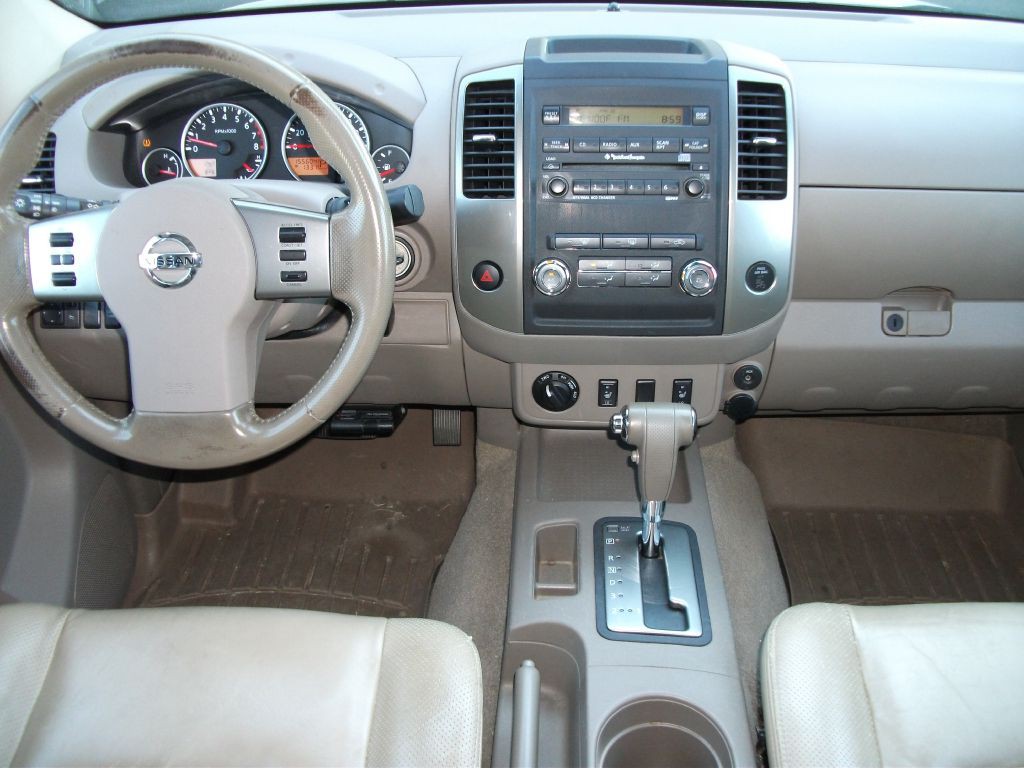 2009 Nissan Frontier Image 15